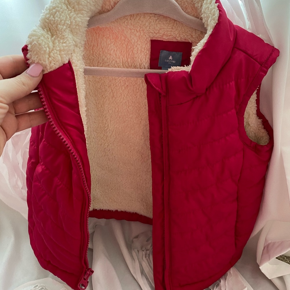 Gap vest